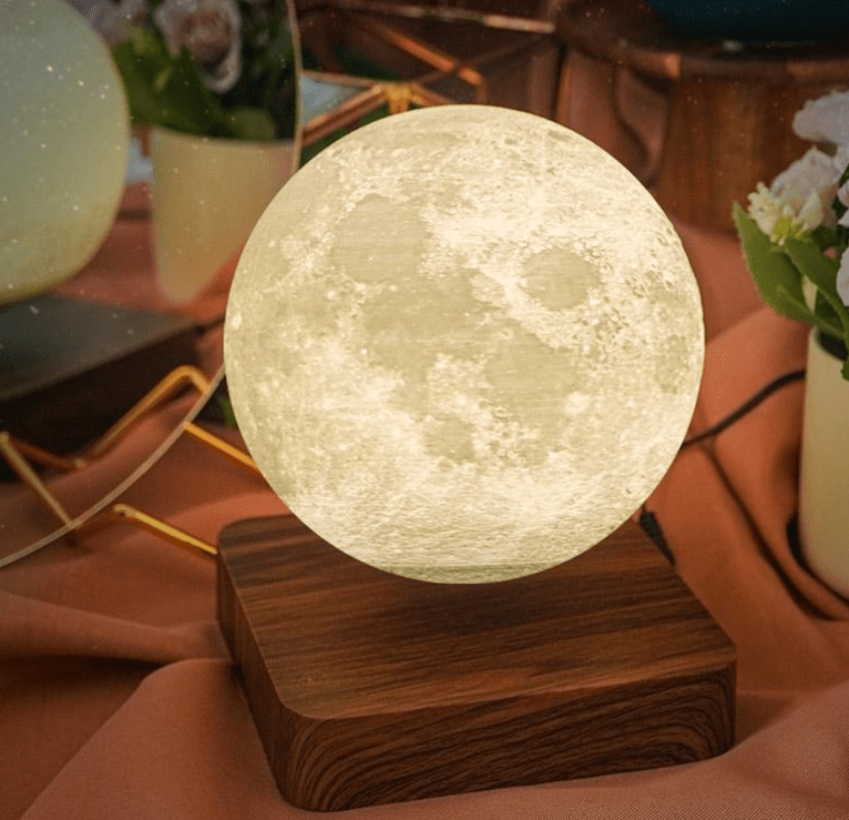 Lunamen - Magnetic Levitating Moon Lamp