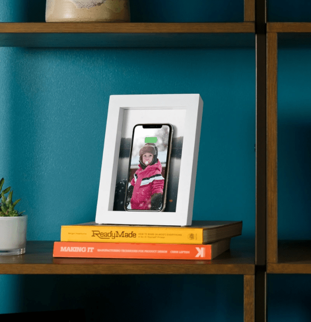 PowerFrame - Picture Frame With Wireless Charger