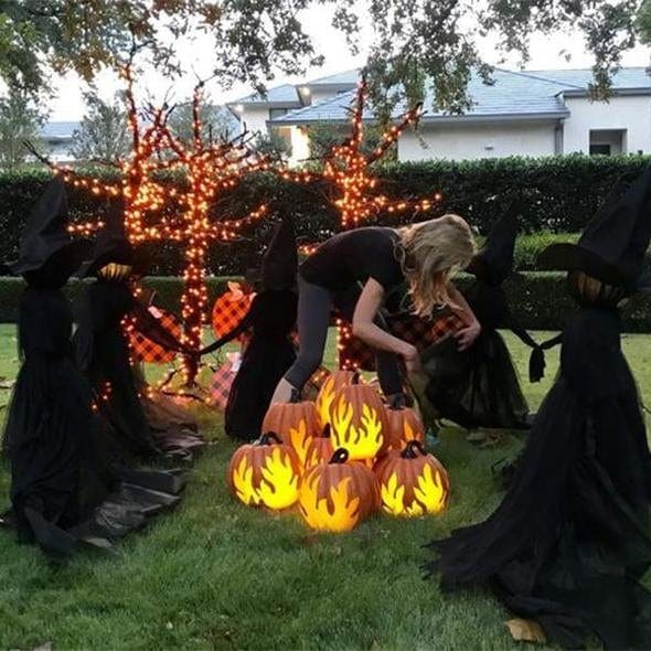 TheCoven - Halloween Witch Decoration Set