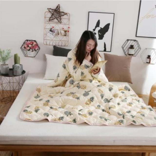 Wearablanket - Wearable Lazy Quilt with Sleeves